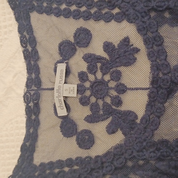 Embroidered Tank Top - Picture 3 of 4